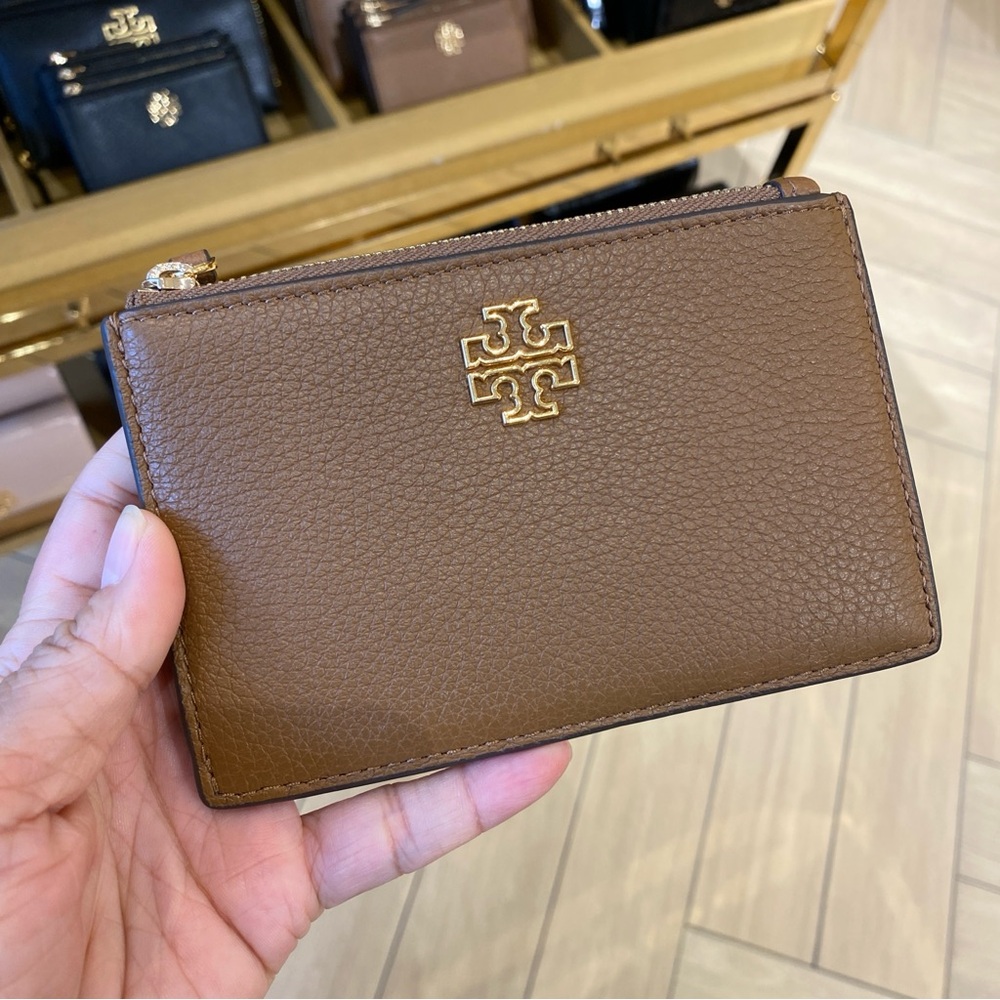 NWT Tory Burch Britten Zip card case Pebbled Leather 141006